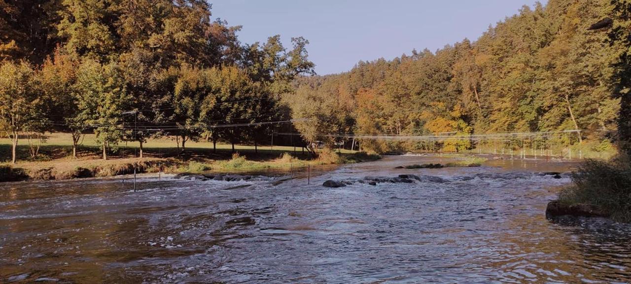 Lesni Restaurace Harrachovka Ξενοδοχείο Tábor Εξωτερικό φωτογραφία